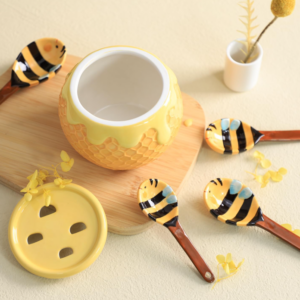 4-Piece Ceramic Measuring Spoon Set with Bee Pattern