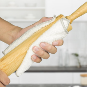 Wooden rolling pin (1 pc), suitable for rolling dough and daily baking
